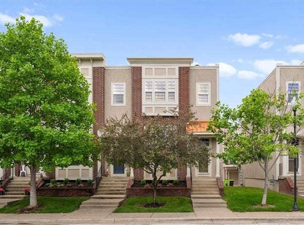 2906 Howell Street, North Kansas City, MO 64116