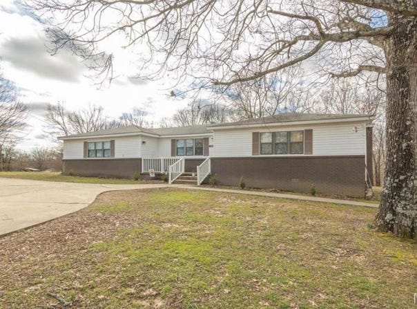2228 Grand Avenue, Poplar Bluff, MO 63901