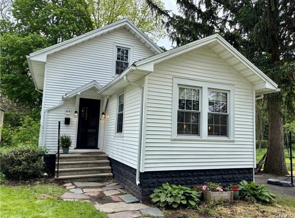 44 Golf Avenue, New Hartford, NY 13413