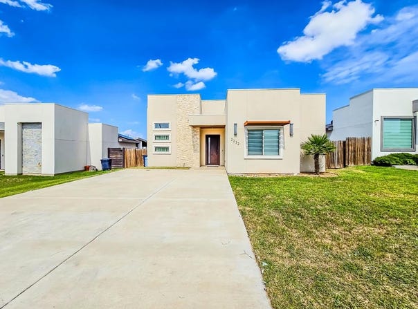 2232 Applewood Street, Eagle Pass, TX 78852
