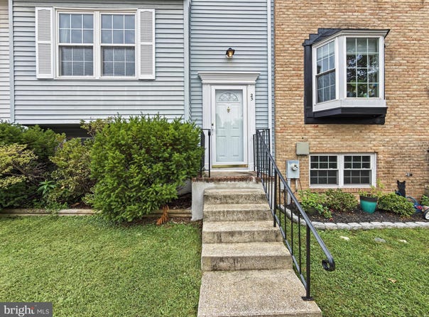25 PIEDMONT Court, HALETHORPE, MD 21227