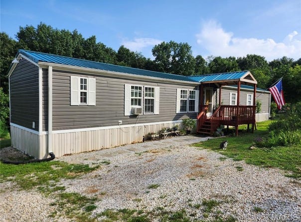 16021 Highway Nn, Bowling Green, MO 63334
