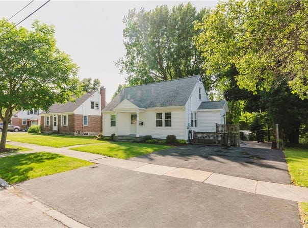 312 Iroquois Avenue W, Watertown City, NY 13601