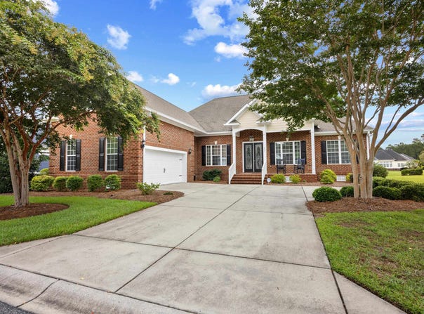 207 Minnow Ln., Murrells Inlet, SC 29576