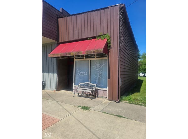 6 E Mill Street, Carthage, IN 46115
