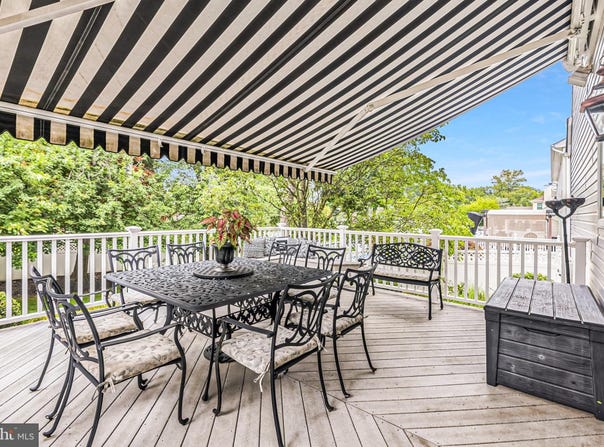33 HARPER BOULEVARD, DELRAN, NJ 08075
