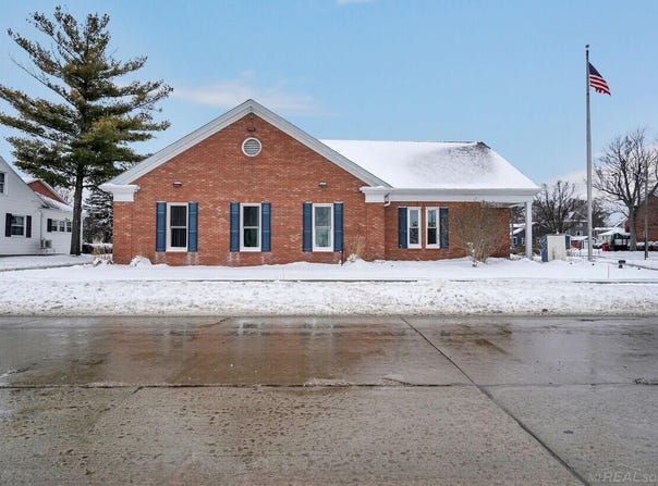102 S 3rd Street, Saint Clair, MI 48079
