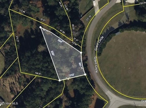 4 Grant Circle, Sneads Ferry, NC 28460