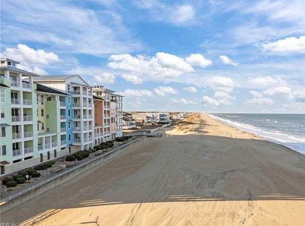 3738 Sandpiper Road, Virginia Beach, VA 23456