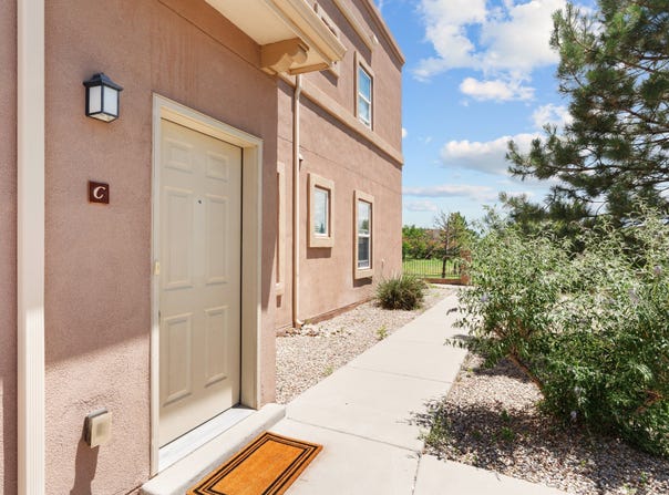 4348 Santo Domingo, Santa Fe, NM 87507