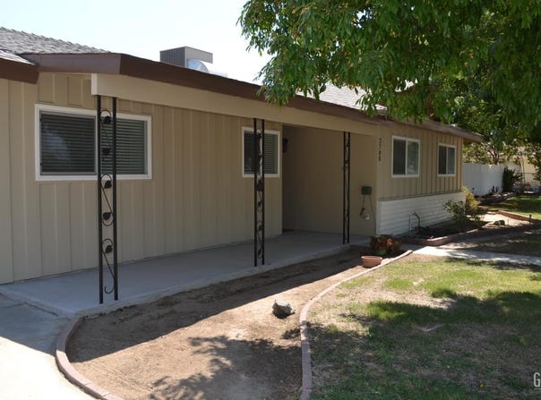 2700 Maher Way, Bakersfield, CA 93312
