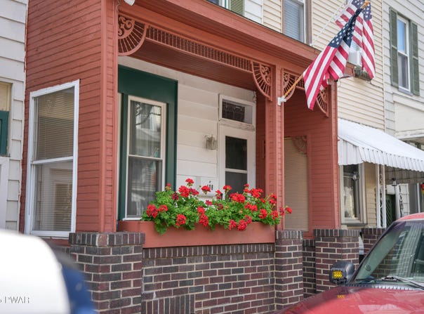 108 W Broadway, Jim Thorpe, PA 18229
