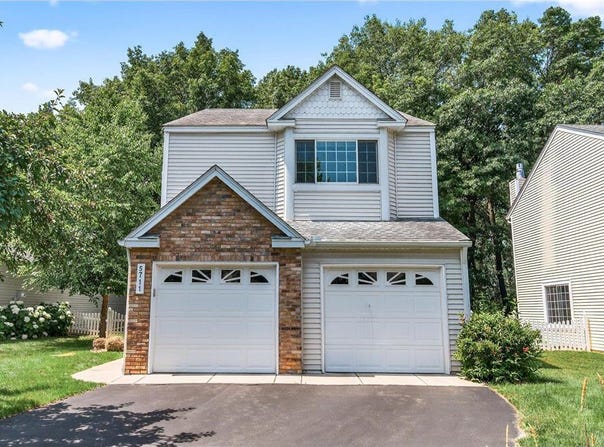 5711 Donegal Drive, Shoreview, MN 55126