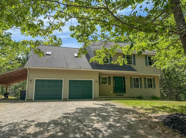 361 Peakes Hill Road, Dedham, ME 04429