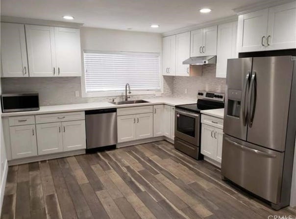 1013 E Appleton, Long Beach, CA 90802