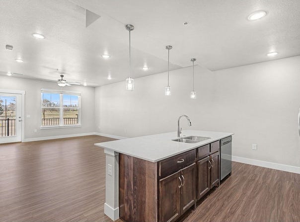 265 High Point Dr, Longmont, CO 80504