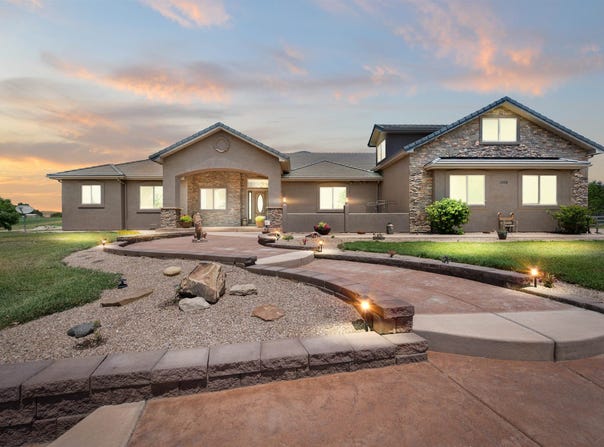 1306 Gold Lake Drive, Loma, CO 81524