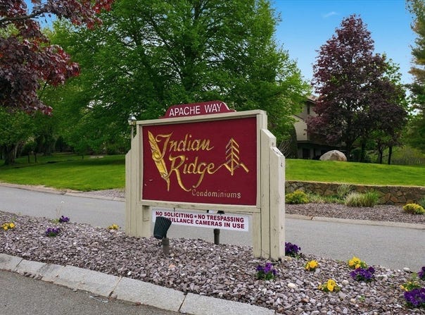 52 Apache Way, Tewksbury, MA 01876