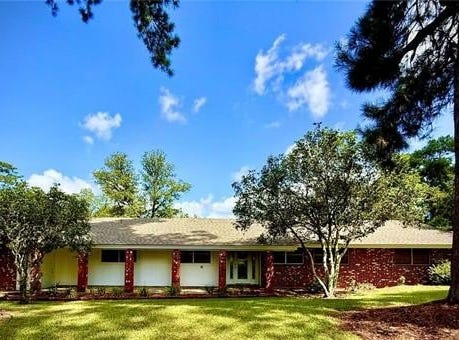 2225 DONAHUE FERRY Road, Pineville, LA 71360