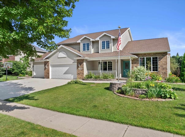 1869 St Albert the Great Drive, Sun Prairie, WI 53590