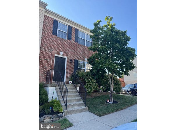 521 LILAC TER NE, LEESBURG, VA 20176