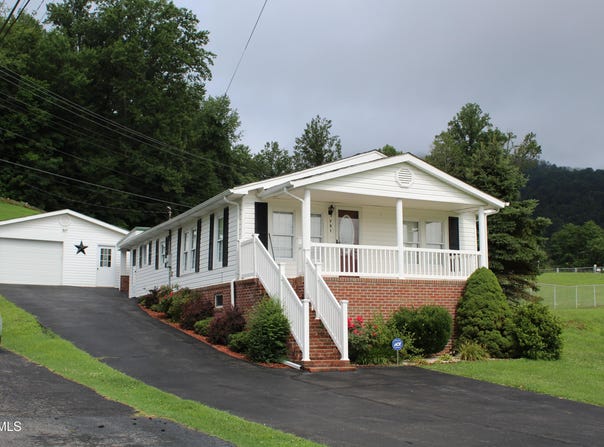 791 North Kentucky Street, Pennington Gap, VA 24277