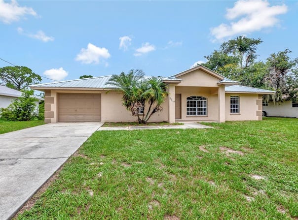 2714 VALERIE BOULEVARD, SEBRING, FL 33870