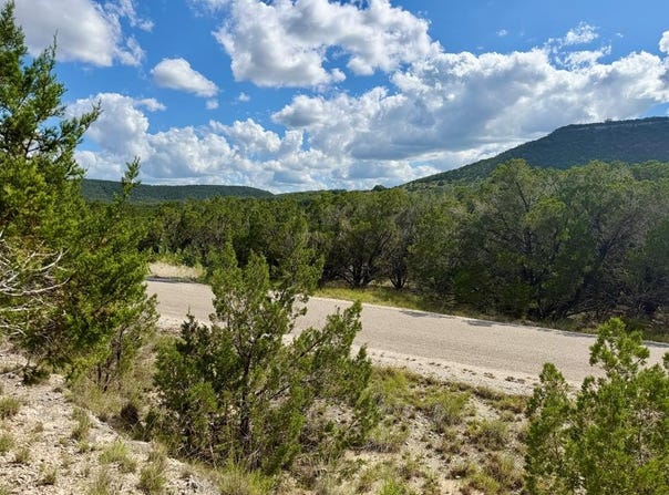 Live Oak Trail, Tarpley, TX 78883