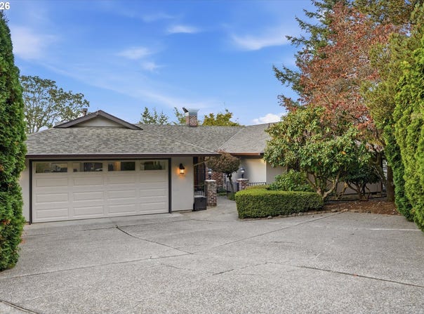 10748 SE 99TH Dr, HappyValley, OR 97086