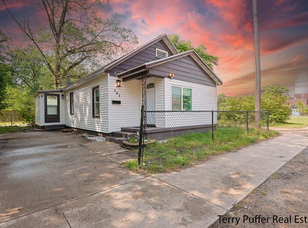 161 E Barney Avenue, Muskegon, MI 49444