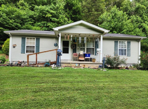 732 Right Fork Billys Branch Road, Manchester, KY 40962
