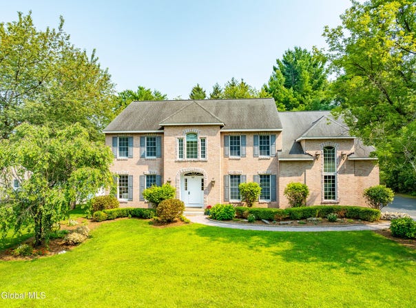 24 Forest Drive, New Scotland, NY 12186