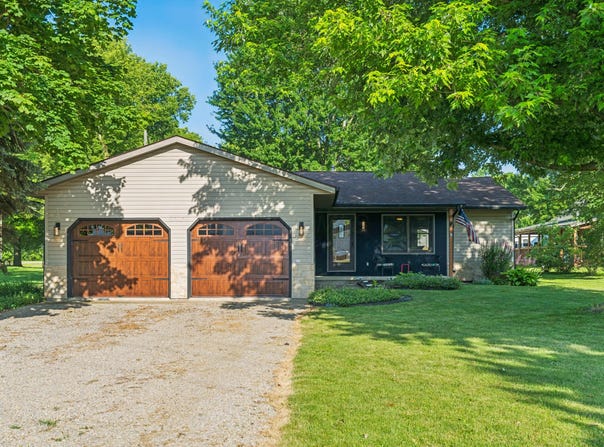4490 N Bank Road, Buckeye Lake, OH 43008