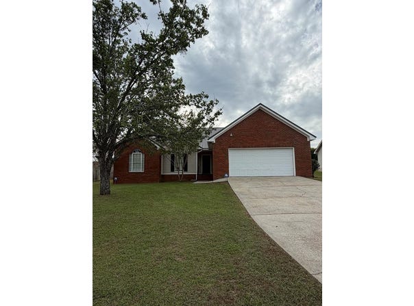 108 Brittany Dr, Dothan, AL 36301