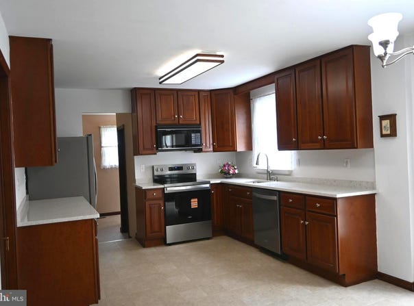 107 ANITA DRIVE, NEWARK, DE 19713