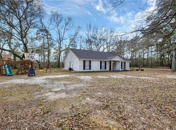 38030 MICHELLE Drive, Pearl River, LA 70452