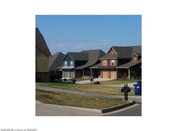 1415 S Willowbrook CIR, Fort Smith, AR 72908