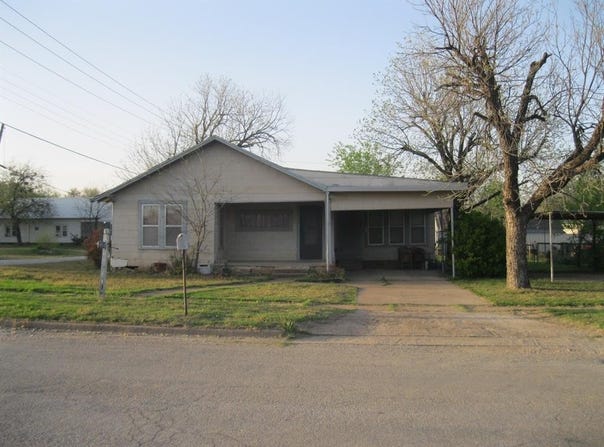 710 W Wheeler Street, Breckenridge, TX 76424