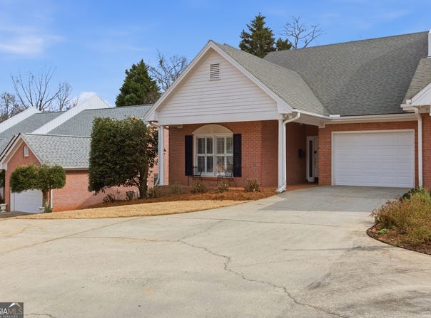 22 Green Hill Place, Toccoa, GA 30577