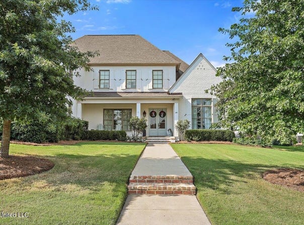 340 Lake Village Drive, Madison, MS 39110