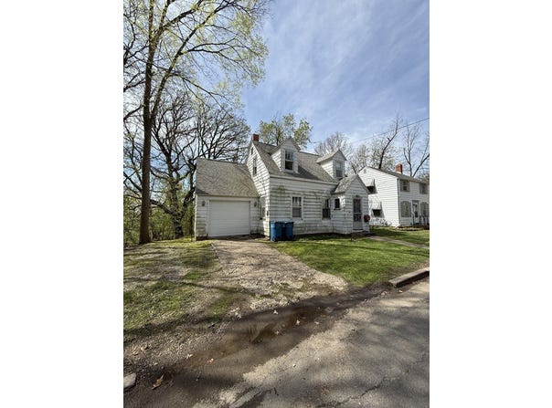 205 Milwaukee Street, Savanna, IL 61074