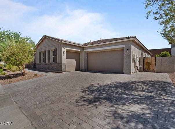 13781 W BLOSSOM Way, Litchfield Park, AZ 85340