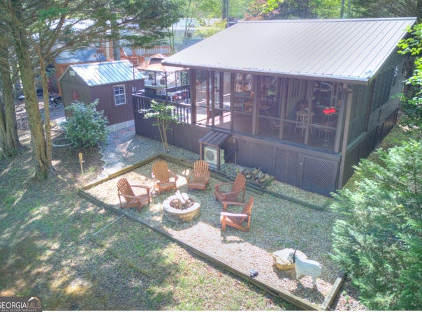 90 Campfire Drive, Cleveland, GA 30528