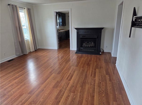 132 S McConnell, Joplin, MO 64801
