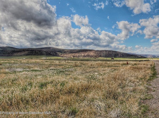 1030 White River Road, Meeker, CO 81641