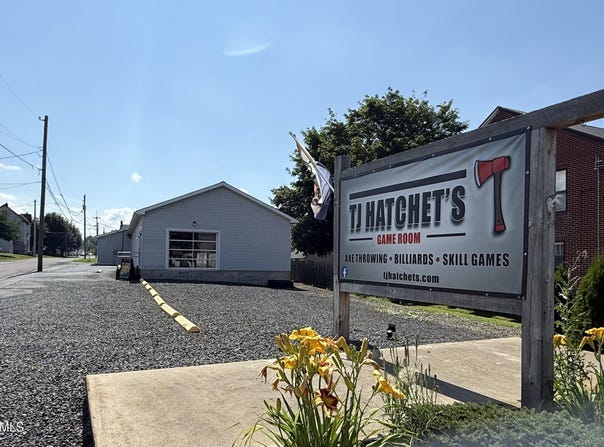 140 S MARKET Street, Elysburg, PA 17824