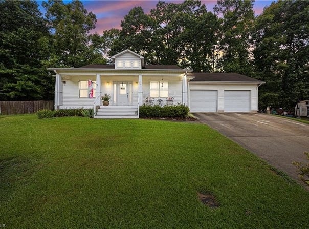 1701 Willa Place Drive, Kernersville, NC 27284