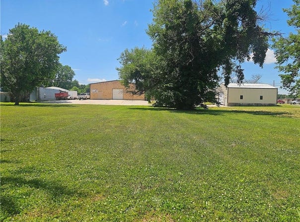 610 S Chestnut Street, Iola, KS 66749
