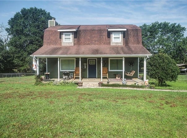 399 Langston Road SE, Calhoun, GA 30701
