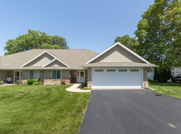 315 Bourland Avenue, Waterloo, IA 50702